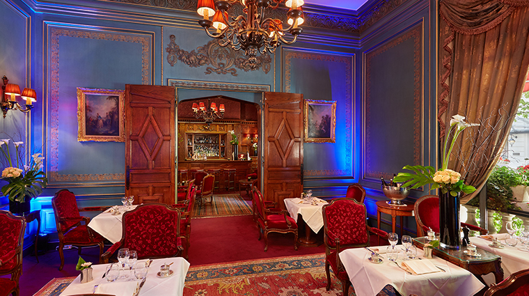 Hotel Raphael lounge