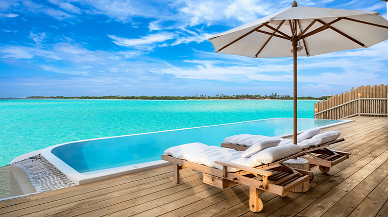 soneva jani1 bedroom water reserve pool